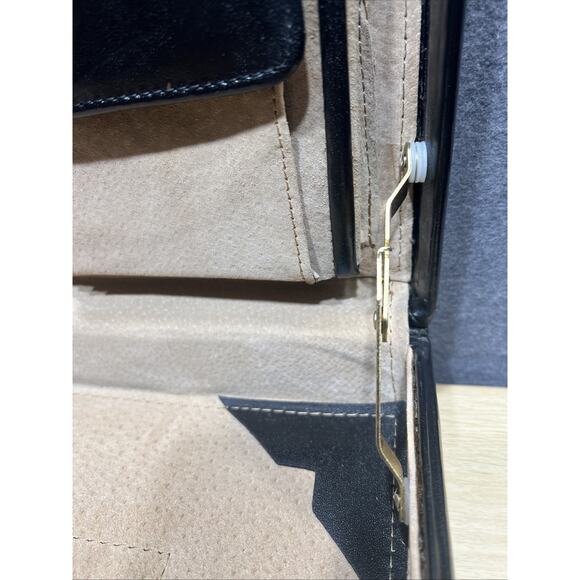 Vintage Black Combination Lock Hardshell Briefcase - Picture 13 of 16